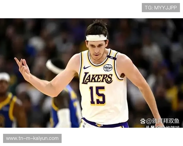 湖人里夫斯关键时刻命中三分——在压力与信念之间的夜晚 湖人里夫斯关键时刻命中三分——在压力与信念之间的夜晚